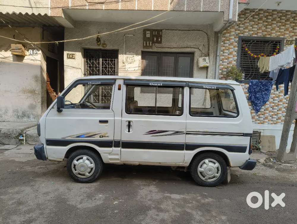 Maruti Suzuki Omni 2013