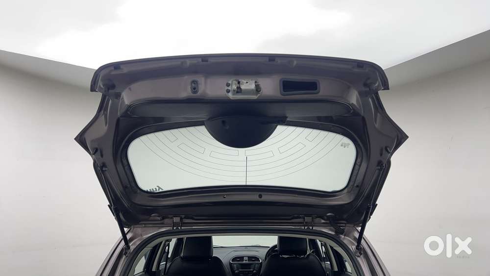 Tata Tiago Xz, 2017, Petrol