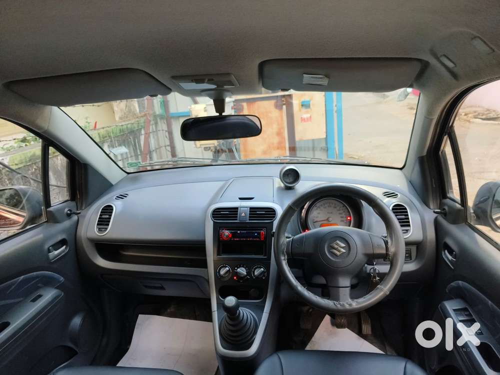 Maruti Suzuki Ritz Vxi, 2012, Petrol