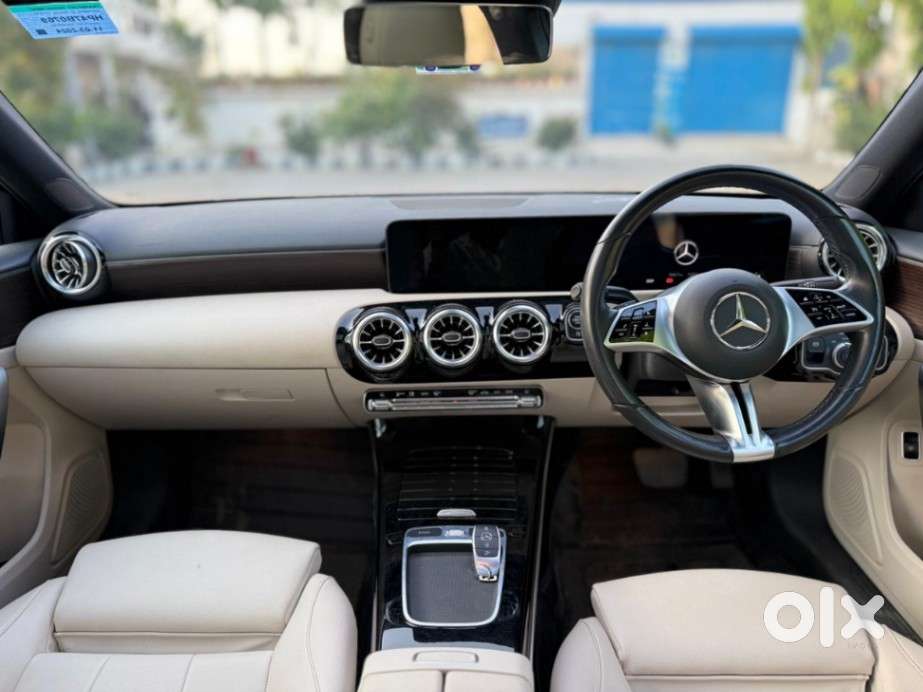 Mercedes-benz A-class Limousine 200, 2024, Petrol