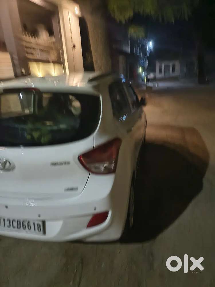 Grand I10 Sportz 2016