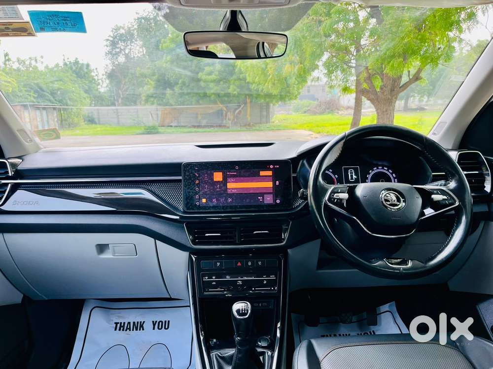 Skoda Kushaq 1.0 Tsi Style At, 2022, Petrol