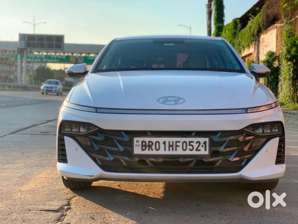Hyundai Verna 1.5 Sx Petrol Mt, 2023, Petrol