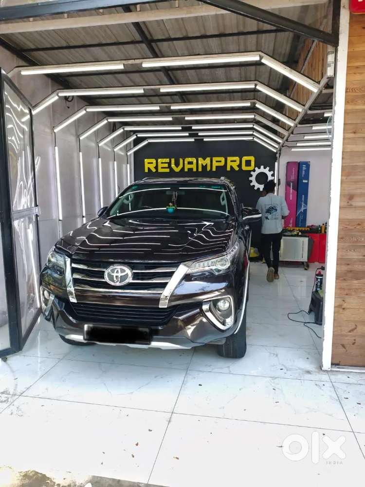 Toyota Fortuner Legender 2017 Diesel Automatic