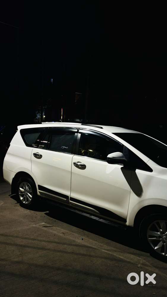 Toyota Innova Crysta 2.4 G Mt, 2020, Diesel