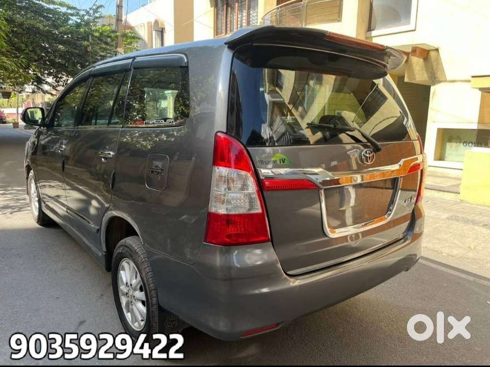 Toyota Innova 2.5 Vx 8 Str Bs-iii, 2014, Diesel