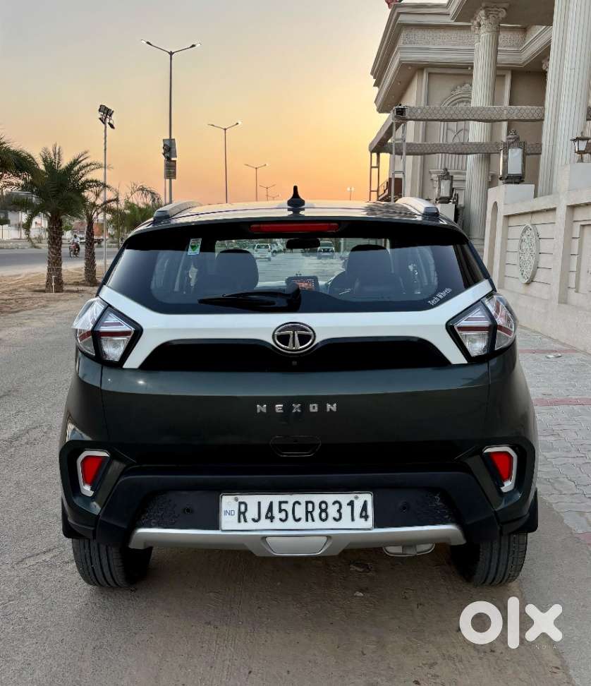 Tata Nexon 1.2 Revotron Xz Plus Dual Tone, 2022, Petrol