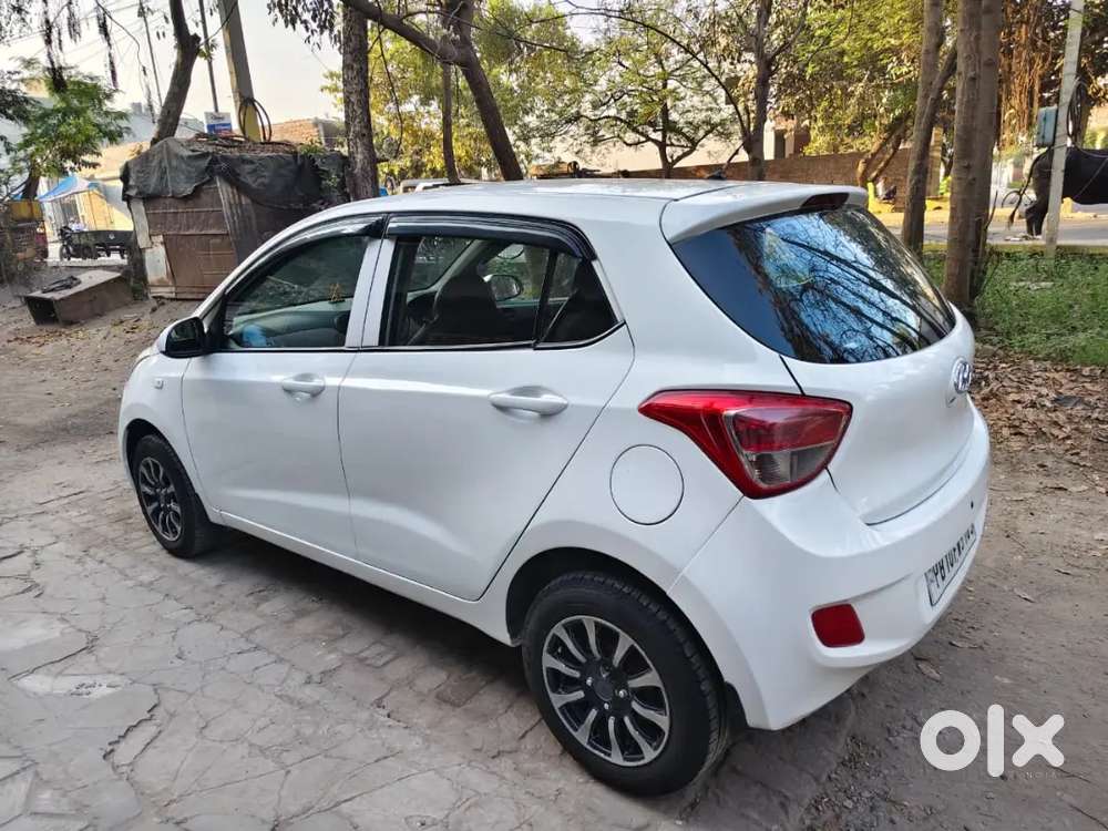 Hyundai Grand I10 2016 Diesel 65000 Km Driven