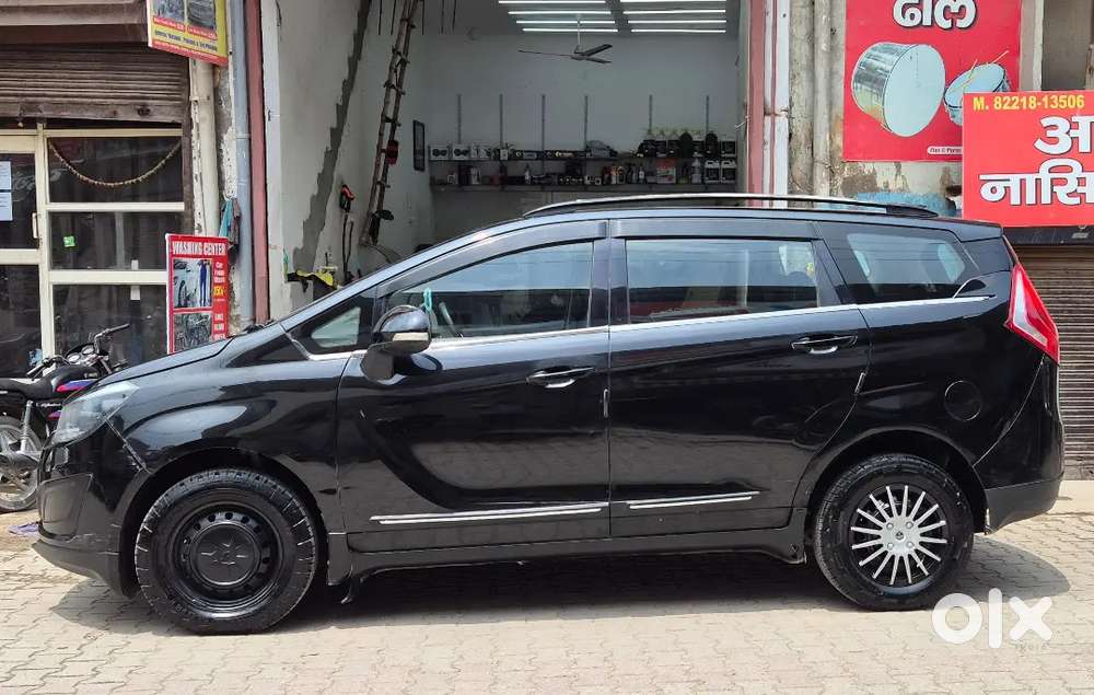Mahindra Marazzo Diesel 2019 7seater Car