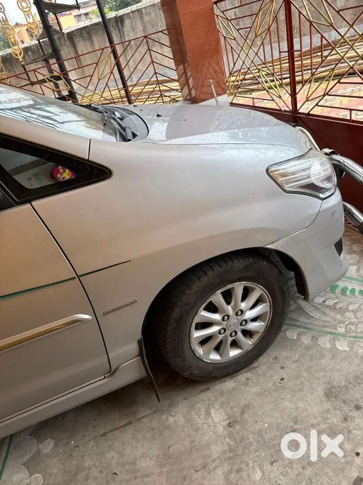 Toyota Innova 2012 Diesel 45000 Km Driven