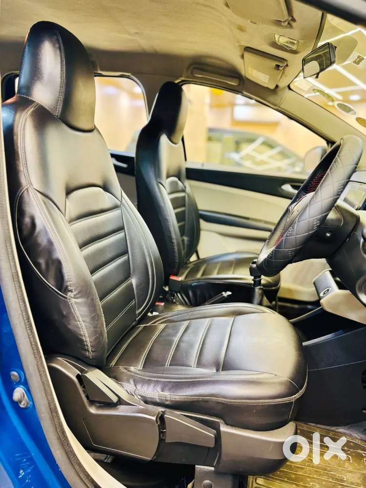 Renault Triber Rxz, 2022, Petrol