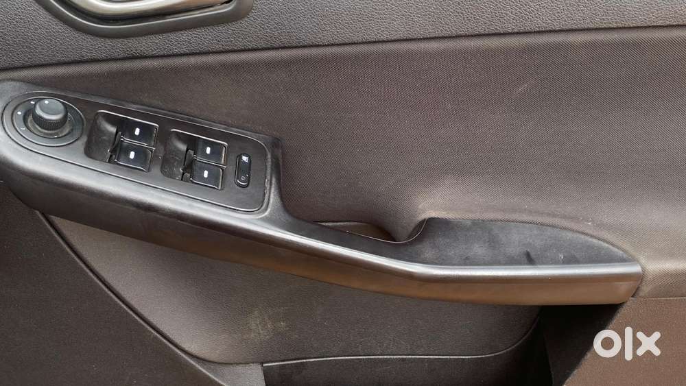 Tata Zest  1.2 Revotron Xt, 2015, Petrol