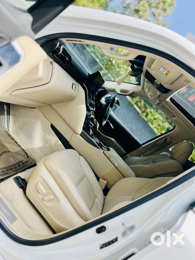 Toyota Land Cruiser 3.3 Zx Diesel, 2023, Diesel