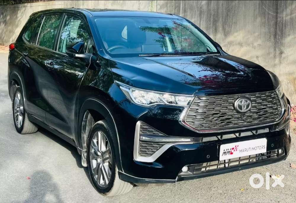 Toyota Innova Hycross 2.0 Zx Hybrid 7 Str, 2025, Petrol