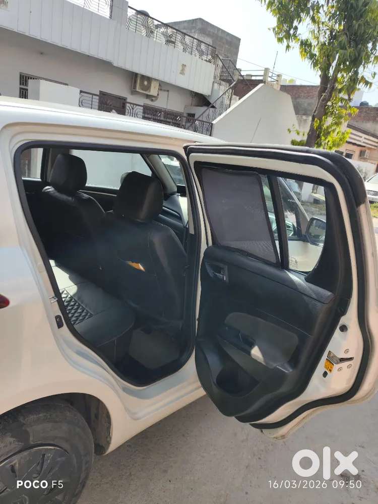 Maruti Suzuki Swift 2012