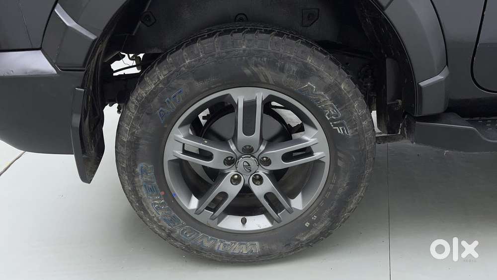 Mahindra Thar 2.0 Lx Hard Top Petrol At 4 Rwd, 2022, Petrol