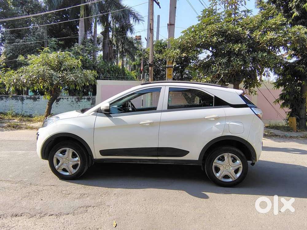 Tata Nexon 1.5 Revotorq Xm (s), 2019, Diesel