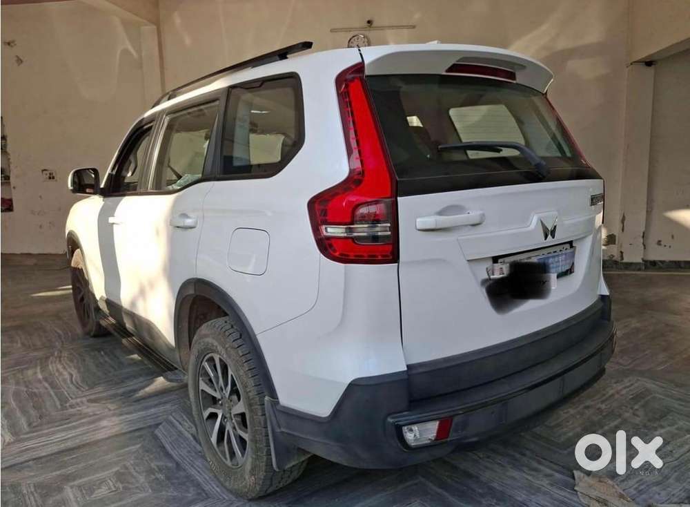 Mahindra Scorpio-n 2.0 Z4 Petrol At 7 Str, 2025, Petrol