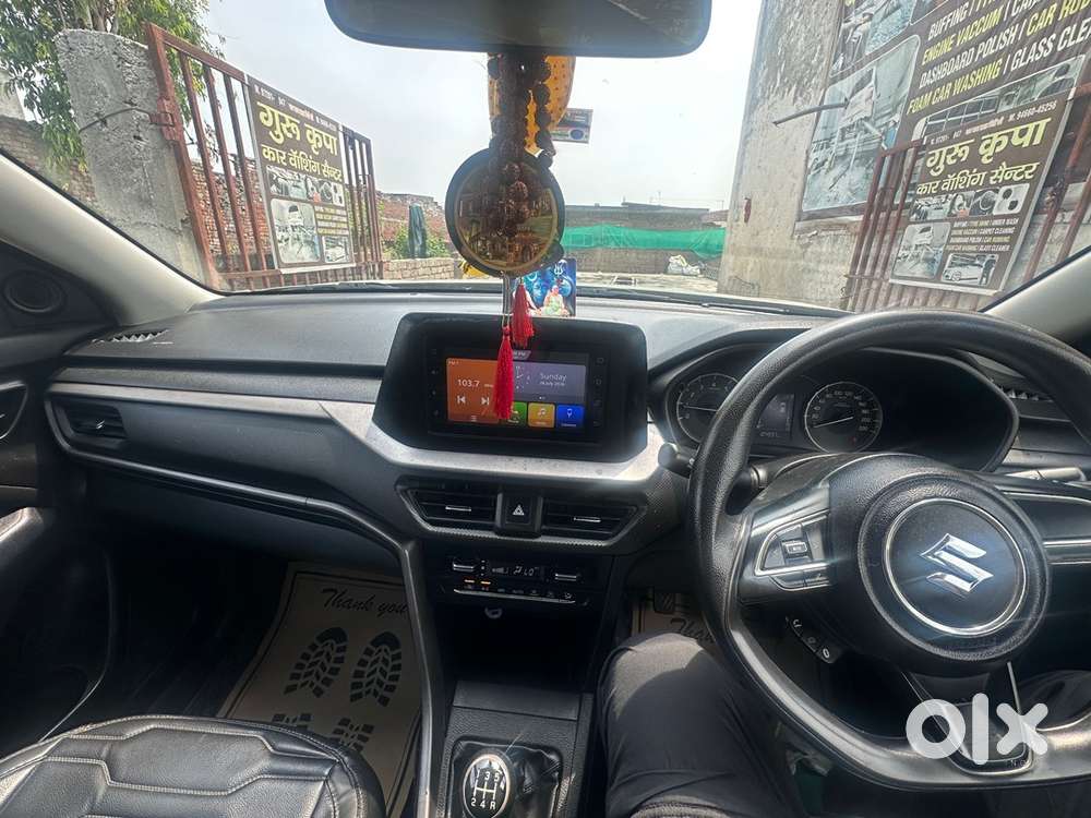 Maruti Suzuki Brezza Petrol Well Maintained