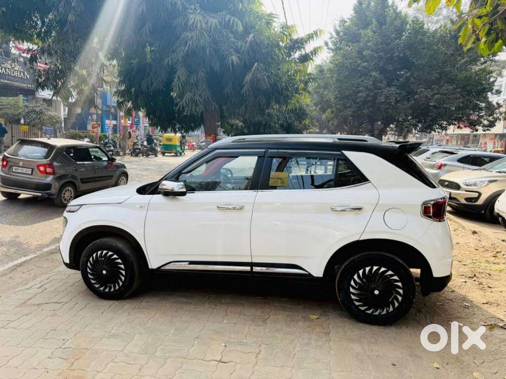 Hyundai Venue S Mt 1.2 Kappa, 2022, Cng & Hybrids