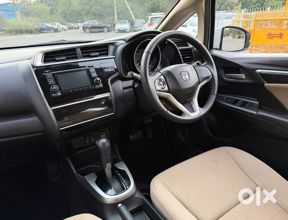 Honda Jazz V Cvt, 2018, Petrol