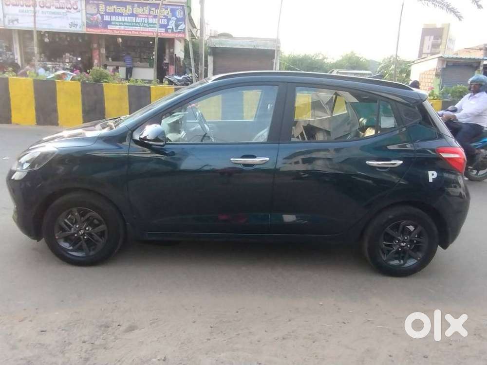Hyundai Grand I10 Nios Sportz Mt Dual Tone, 2021, Petrol