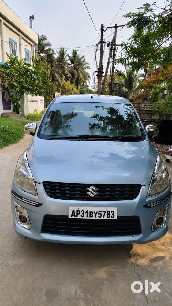 Maruti Suzuki Ertiga Vxi Petrol 2012