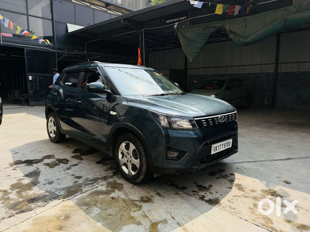 Mahindra Xuv300 W6 Amt Diesel, 2022, Diesel