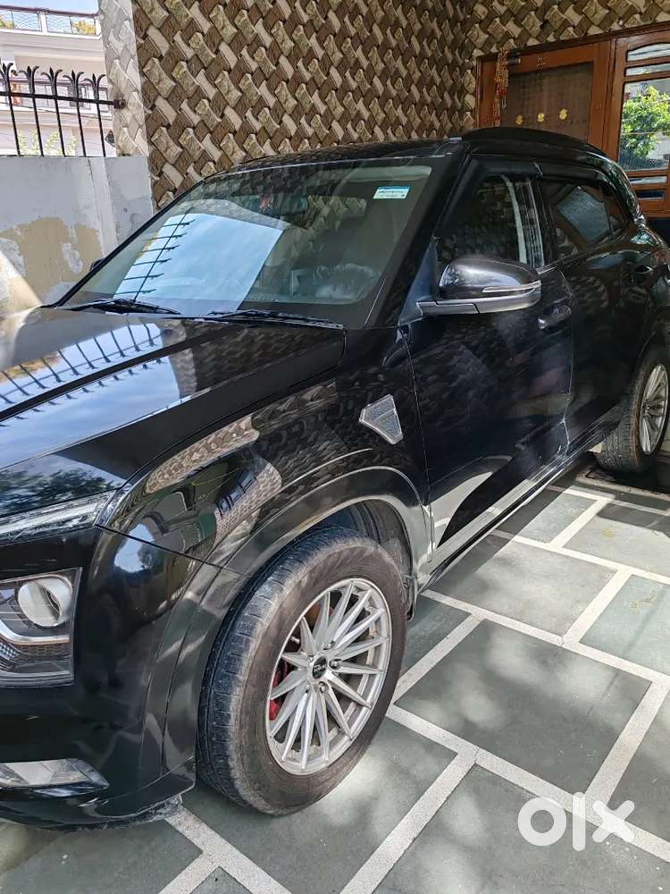 First Owner Creta Dec 2021 In Showroom Condition.