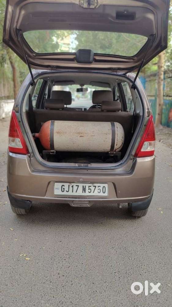 Maruti Suzuki Estilo Lxi, 2011, Cng & Hybrids