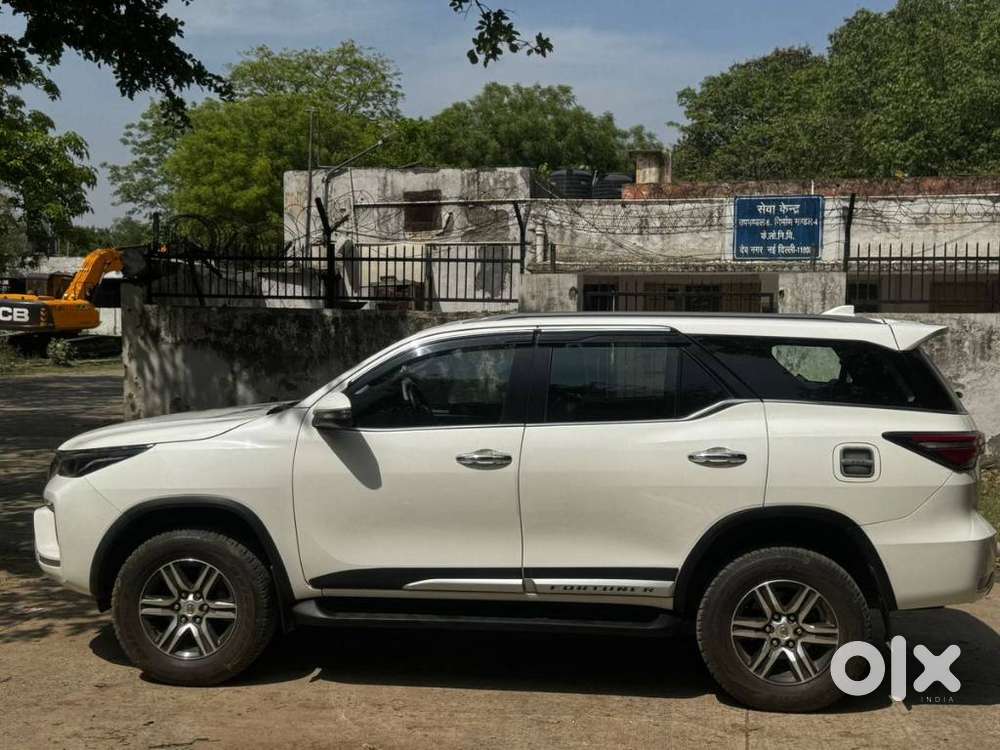 Toyota Fortuner 4x2 Mt 2.8 Diesel, 2023, Diesel