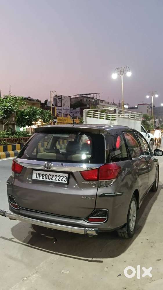 Honda Mobilio, 2014, Petrol