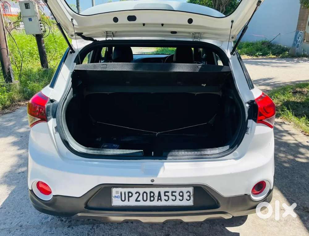 Hyundai I20 Active 2017 Petrol Well Maintained