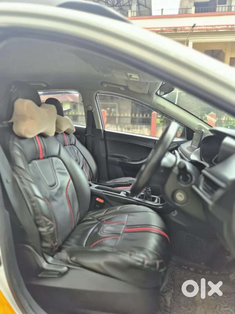 Tata Nexon Smart Plus1.2 Revotron Petrol 5 Mt, 2024, Petrol