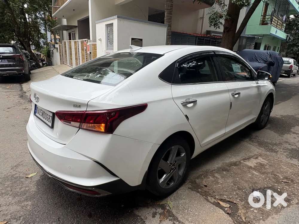 Hyundai Verna 1.6 Sx (o) Vtvt, 2021, Petrol