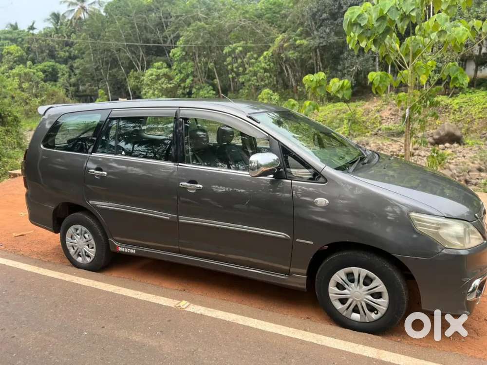Toyota Innova 2013 Diesel 158000 Km Driven