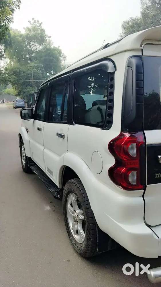 Mahindra Scorpio Diesel Manual 2015