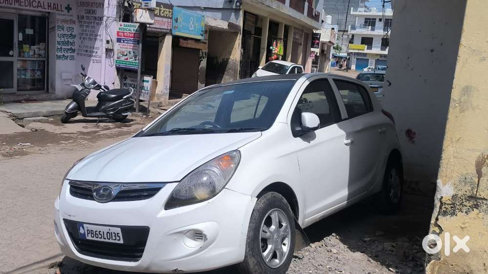Hyundai Manual Petrol 2010 Sports Model