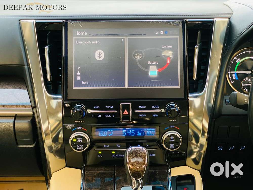Toyota Vellfire Vip – Executive Lounge, 2021, Petrol