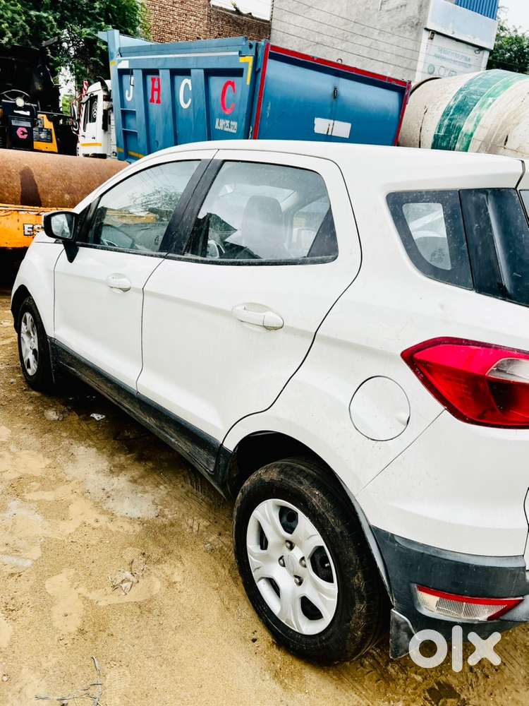 Eco Sport Well Maintained With 22+ Average Driven By Doctor