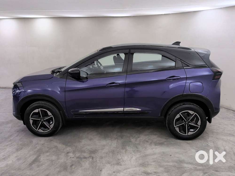 Tata Nexon Fearless Plus S Purple 1.2 Revotron Petrol 7dca Dual Tone..