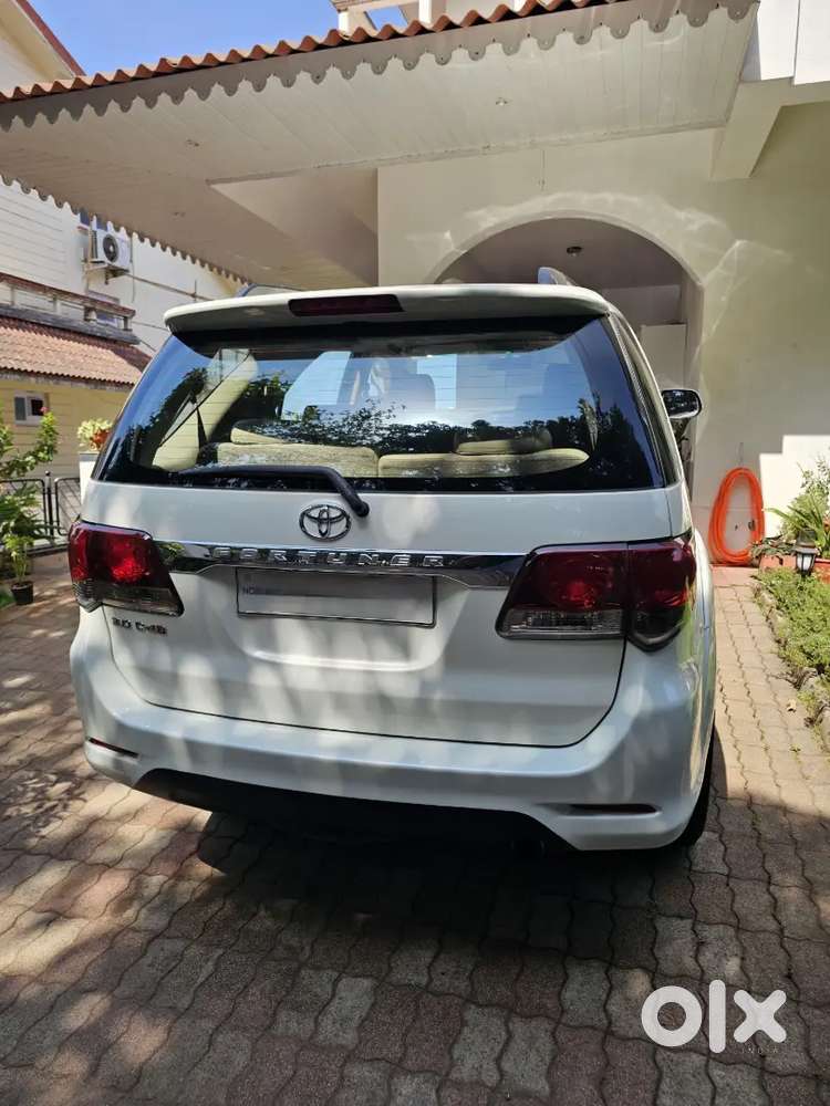Toyota Fortuner 2013 Company Serviced