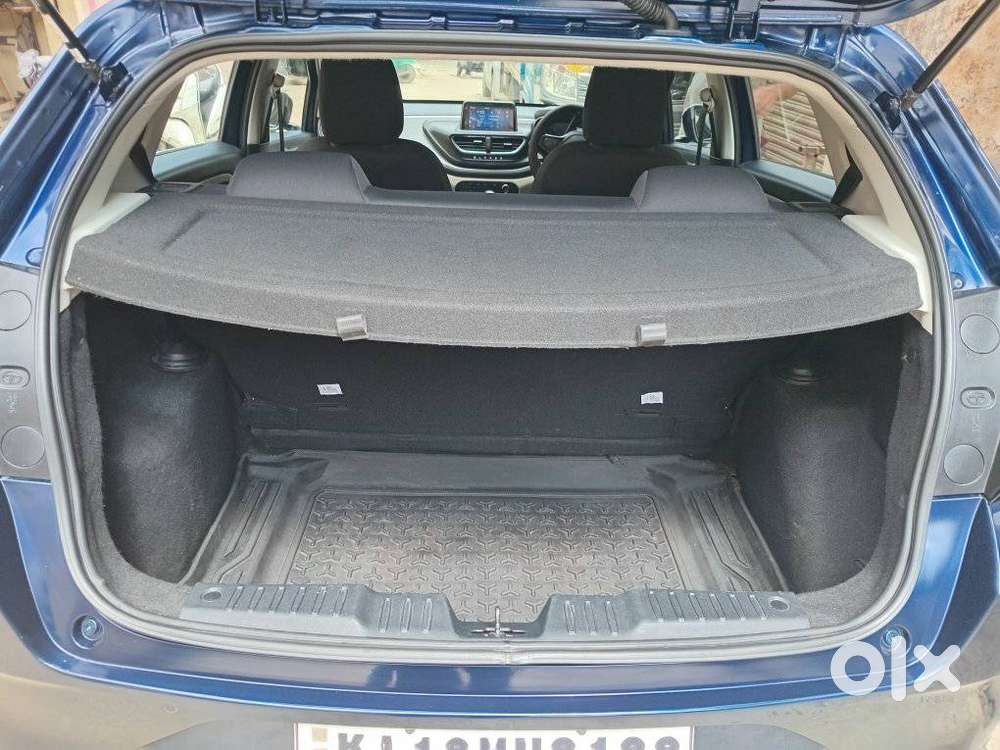 Tata Altroz 1.2 Xm Plus, 2023, Petrol