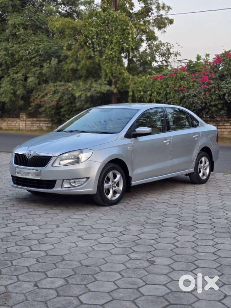 Skoda Rapid Elegance 1.6 Tdi Cr Manual, 2012, Diesel