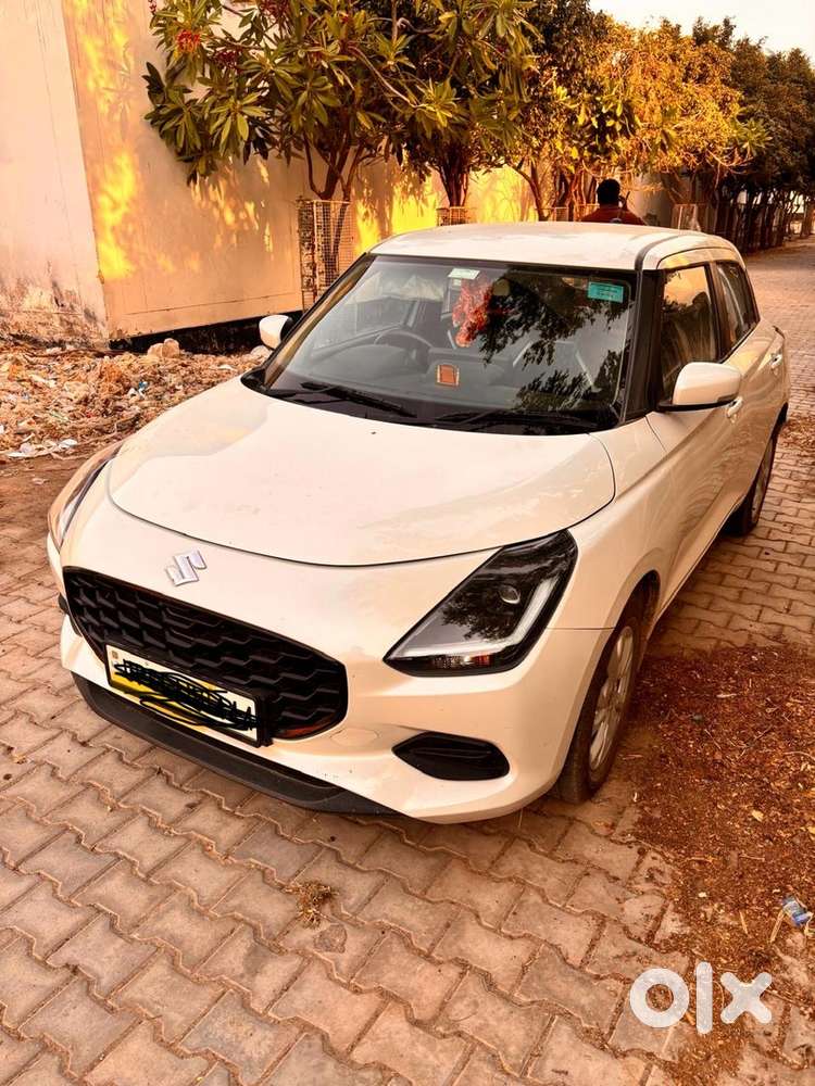 Maruti Suzuki Swift Zxi 2025