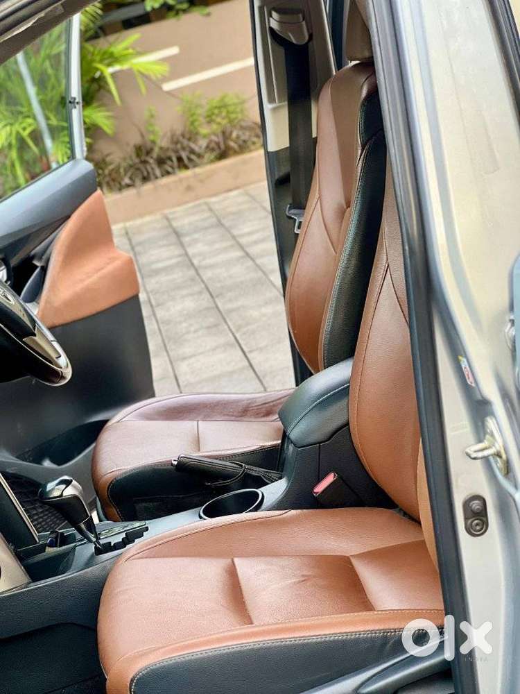 Toyota Innova Crysta 2.8z Automatic, 2019, Diesel