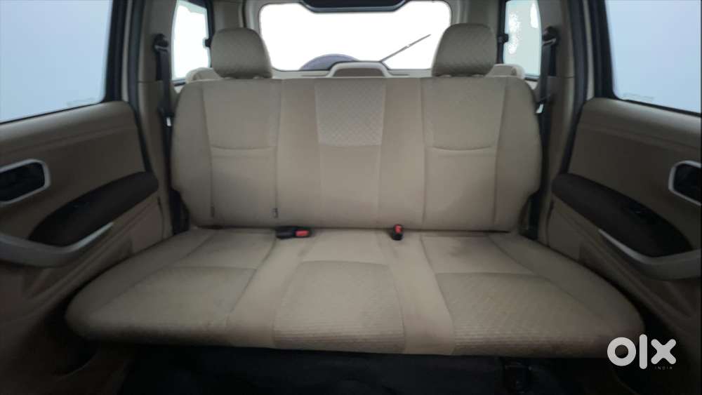 Mahindra Tuv 300 Mhawk100 T8, 2019, Diesel