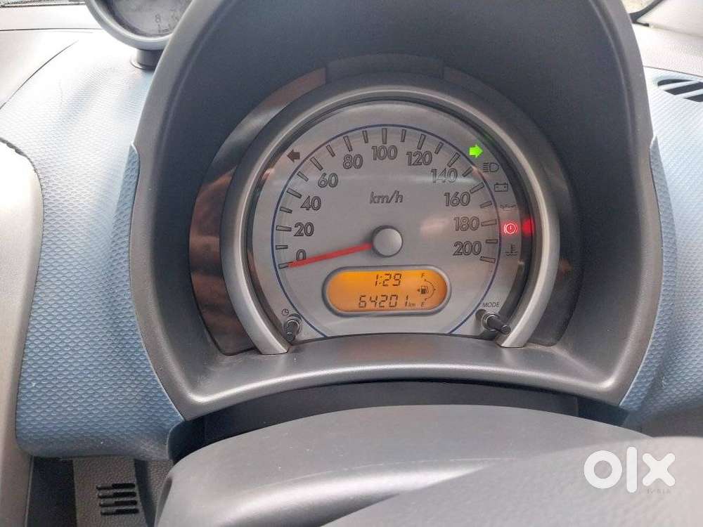Maruti Suzuki Ritz Zxi, 2011, Petrol