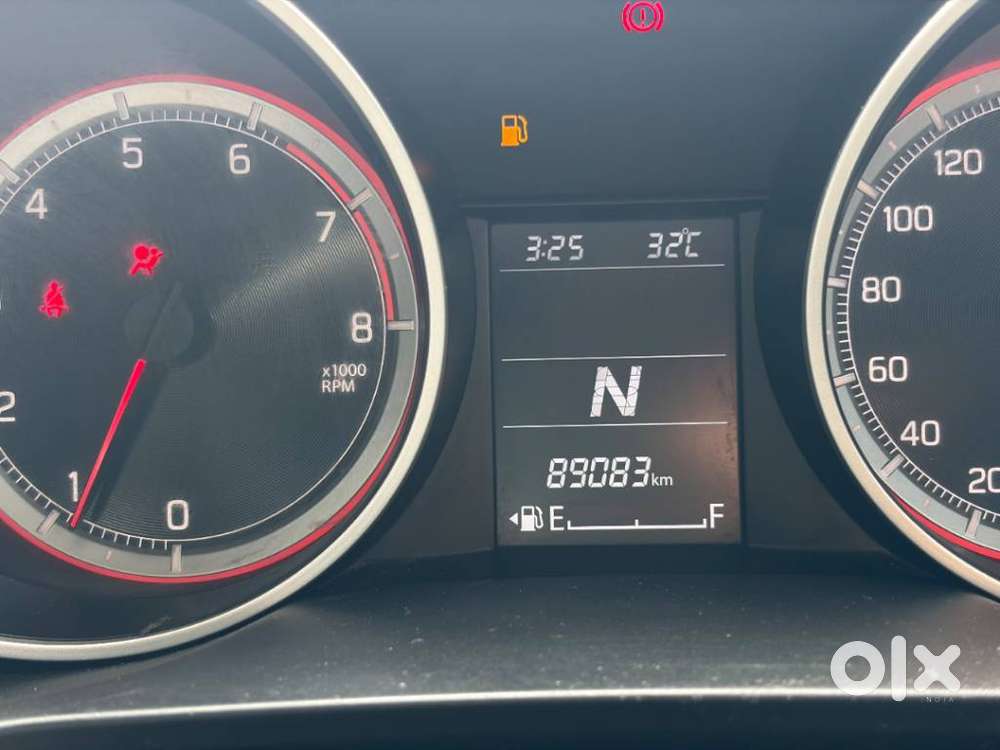 Maruti Suzuki Swift Amt Vxi, 2018, Petrol