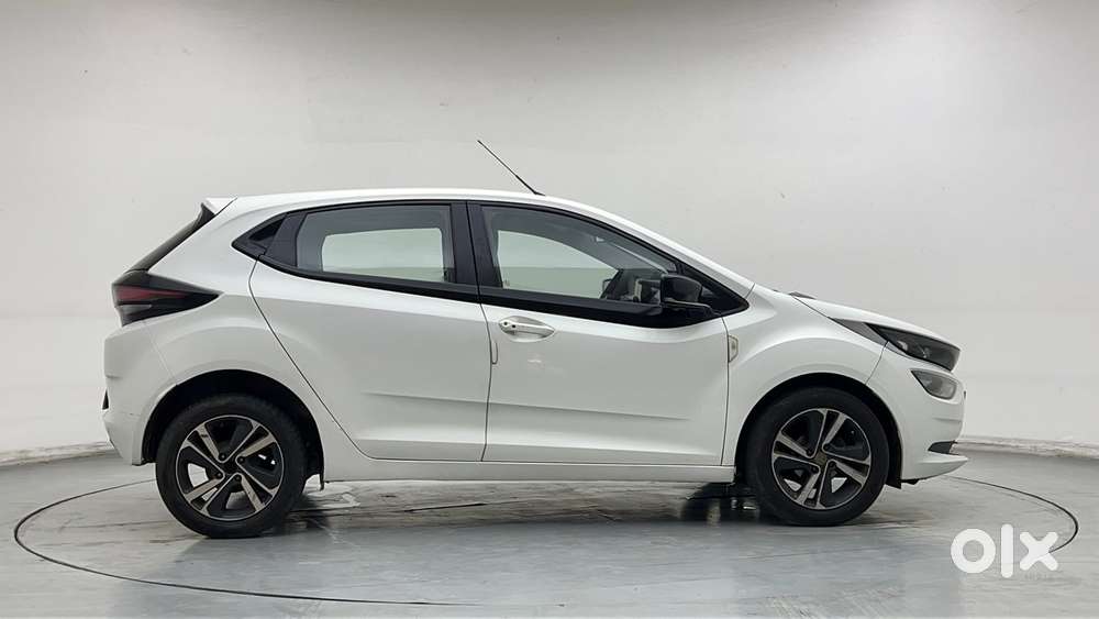 Tata Altroz Xz, 2020, Petrol